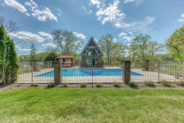 255 Willmary Road, Piney Flats, TN 37686