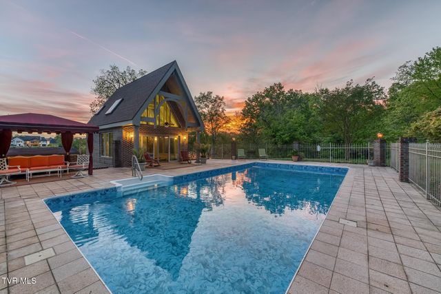 255 Willmary Road, Piney Flats, TN 37686