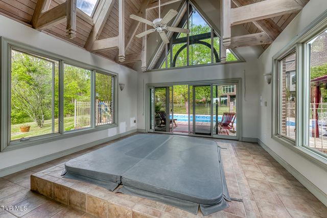 255 Willmary Road, Piney Flats, TN 37686
