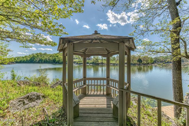 255 Willmary Road, Piney Flats, TN 37686