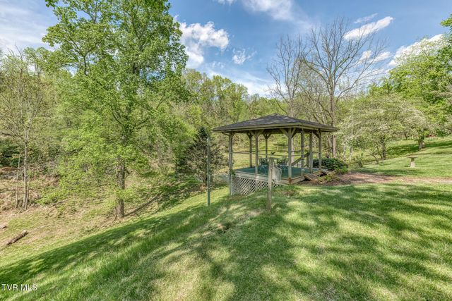 255 Willmary Road, Piney Flats, TN 37686