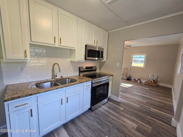 218 Alpha Ave, Louisville, KY 40218