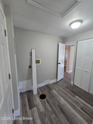 218 Alpha Ave, Louisville, KY 40218
