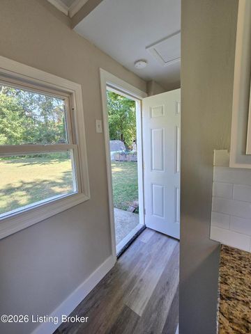 218 Alpha Ave, Louisville, KY 40218