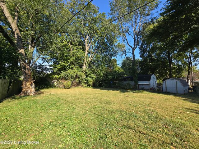 218 Alpha Ave, Louisville, KY 40218