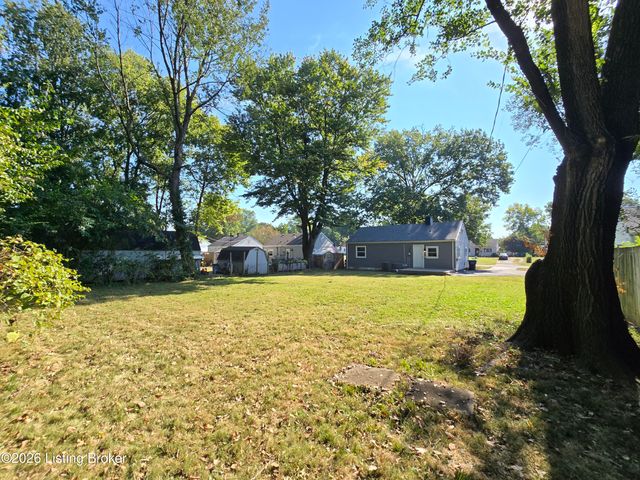 218 Alpha Ave, Louisville, KY 40218