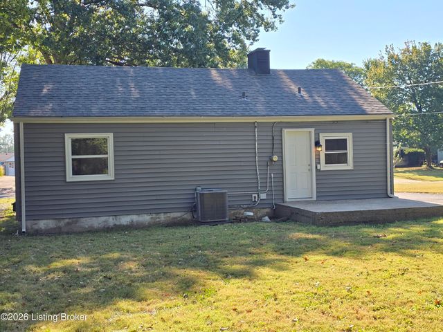 218 Alpha Ave, Louisville, KY 40218