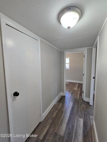 218 Alpha Ave, Louisville, KY 40218