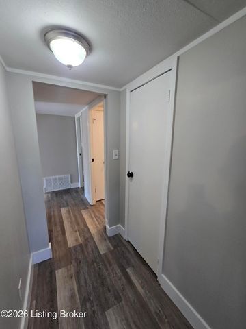 218 Alpha Ave, Louisville, KY 40218