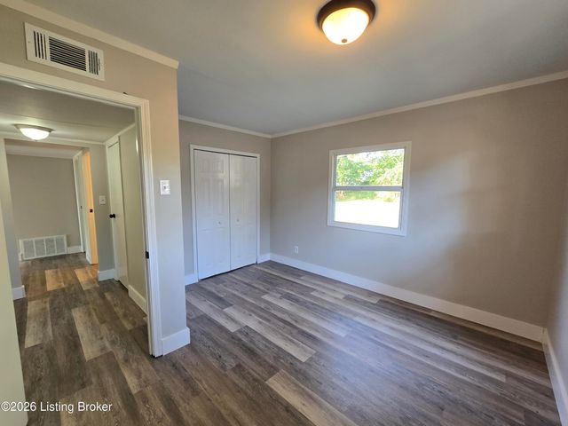 218 Alpha Ave, Louisville, KY 40218