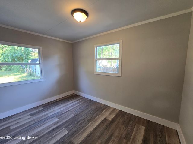 218 Alpha Ave, Louisville, KY 40218