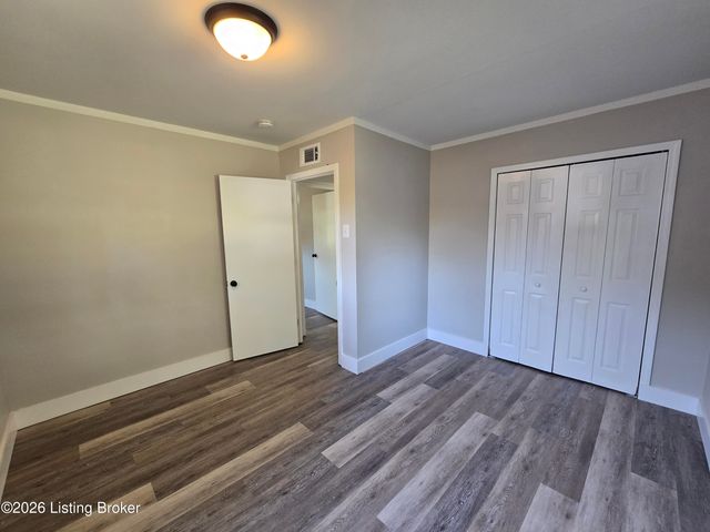 218 Alpha Ave, Louisville, KY 40218