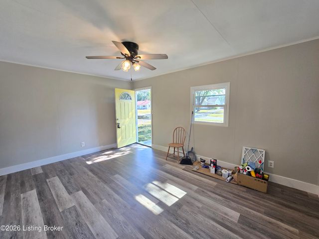 218 Alpha Ave, Louisville, KY 40218