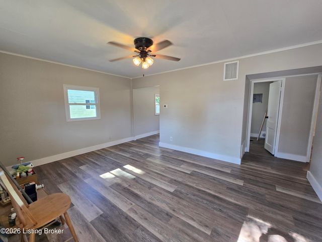 218 Alpha Ave, Louisville, KY 40218