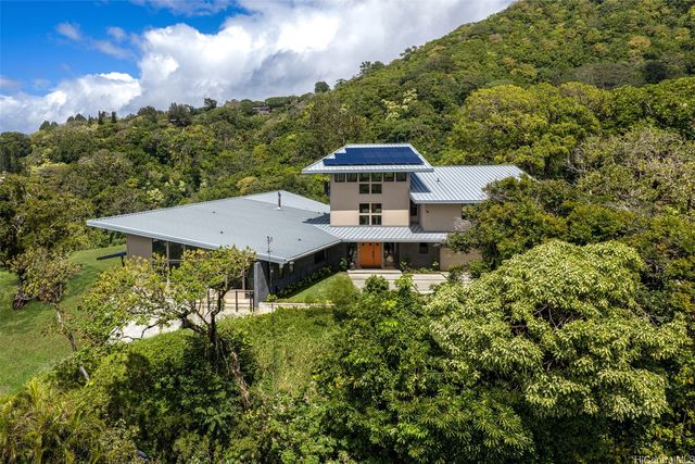 228 Forest Ridge Way, Honolulu, HI 96822