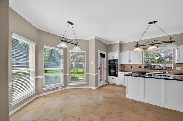 1903 Hillside Oak Lane, Houston, TX 77062