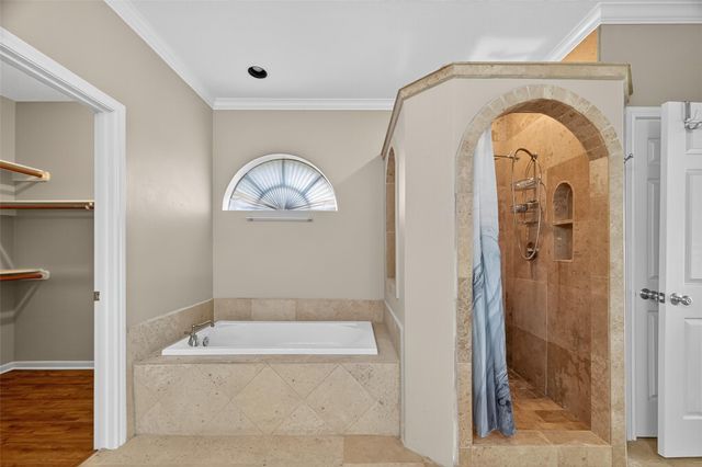 1903 Hillside Oak Lane, Houston, TX 77062