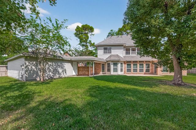 1903 Hillside Oak Lane, Houston, TX 77062