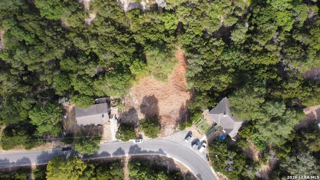 1530 Laurie Dr, Canyon Lake, TX 78133