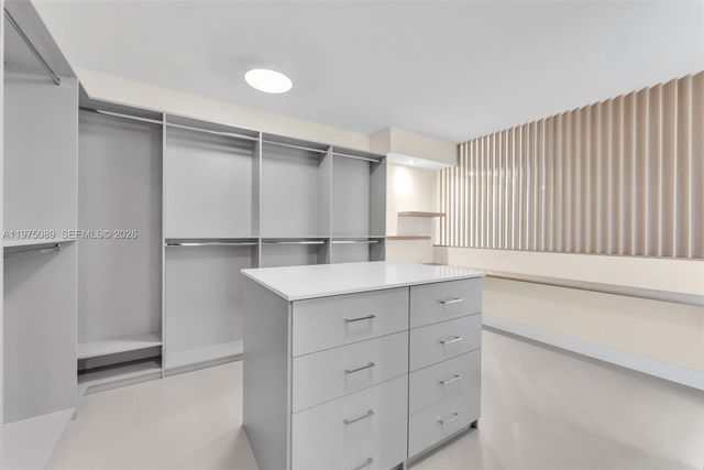 19355 Turnberry Way 4K, Aventura, FL 33180