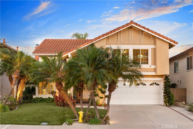 42 Christamon West, Irvine, CA 92620