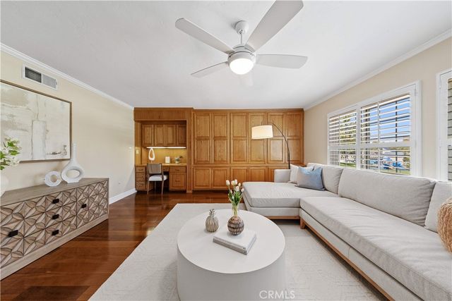 42 Christamon West, Irvine, CA 92620