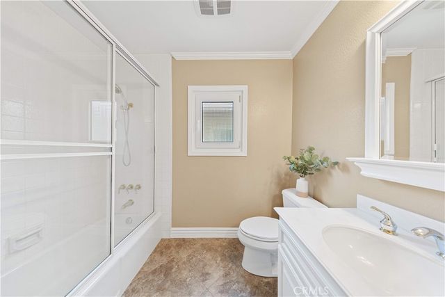 42 Christamon West, Irvine, CA 92620