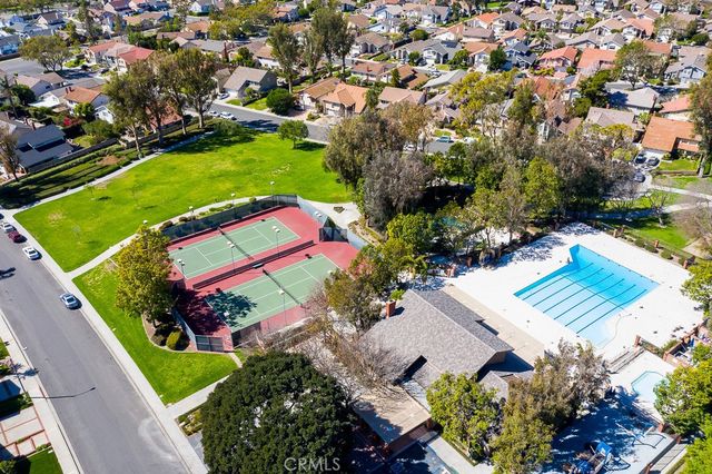 42 Christamon West, Irvine, CA 92620