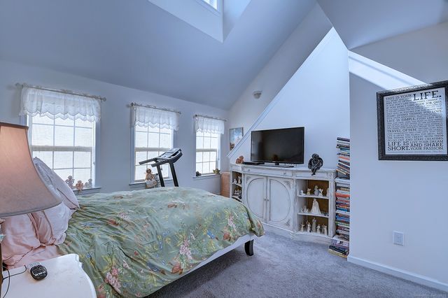 15 Pepin Place 15, South Windsor, CT 06074