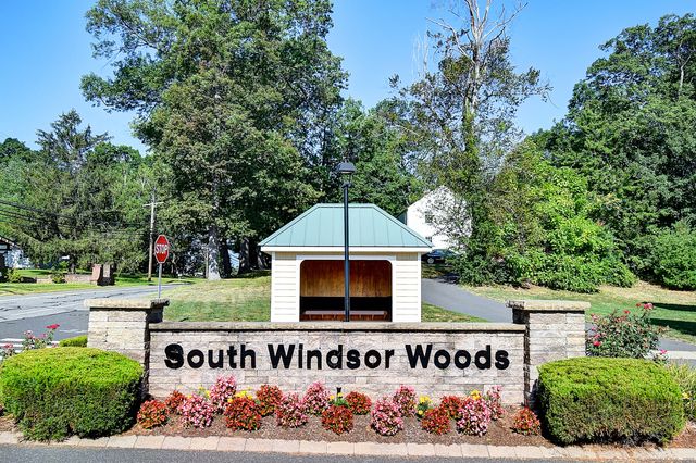 15 Pepin Place 15, South Windsor, CT 06074