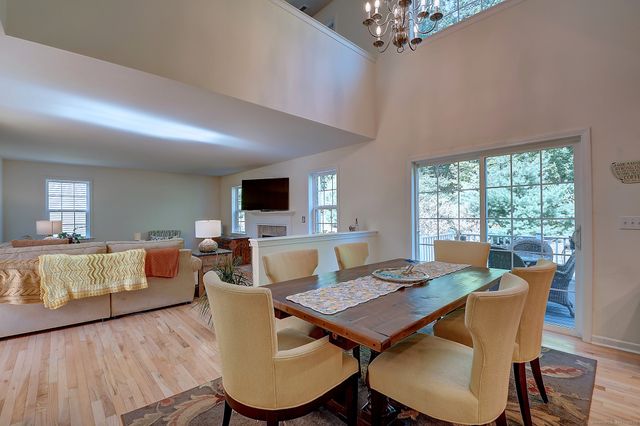 15 Pepin Place 15, South Windsor, CT 06074