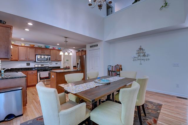 15 Pepin Place 15, South Windsor, CT 06074