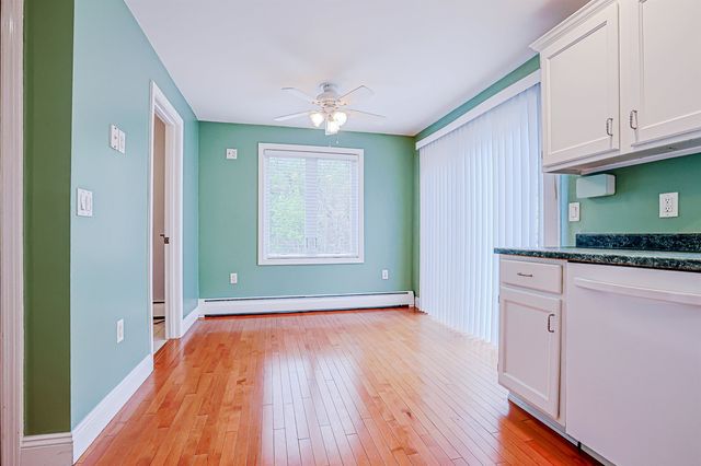 11 Valley West Way, Manchester, NH 03102