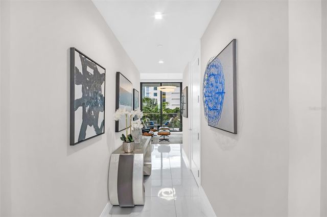 100 1ST AVENUE N 901, St Petersburg, FL 33701