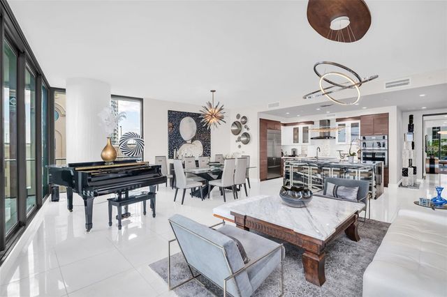 100 1ST AVENUE N 901, St Petersburg, FL 33701