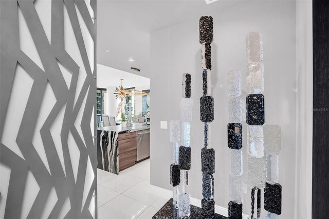 100 1ST AVENUE N 901, St Petersburg, FL 33701