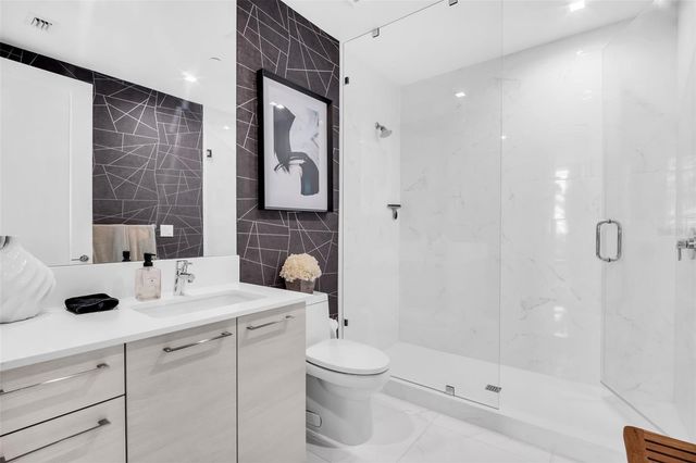 100 1ST AVENUE N 901, St Petersburg, FL 33701