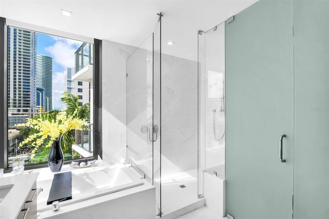 100 1ST AVENUE N 901, St Petersburg, FL 33701