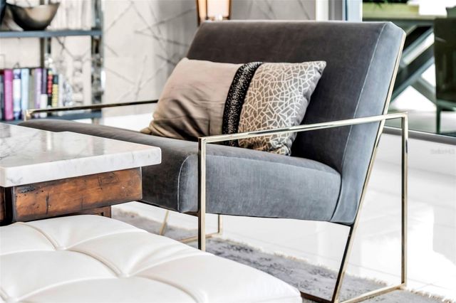 100 1ST AVENUE N 901, St Petersburg, FL 33701