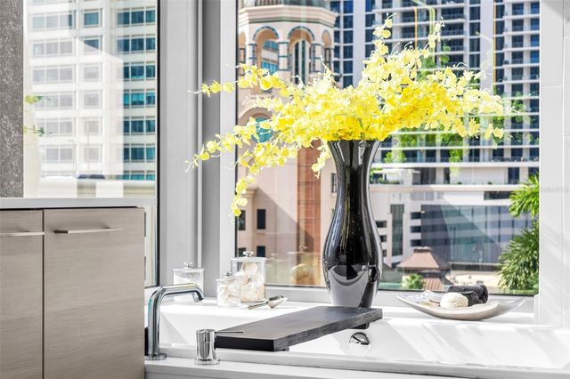 100 1ST AVENUE N 901, St Petersburg, FL 33701