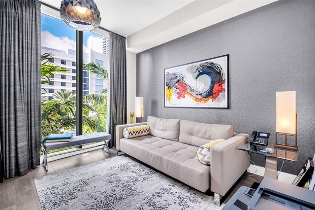 100 1ST AVENUE N 901, St Petersburg, FL 33701