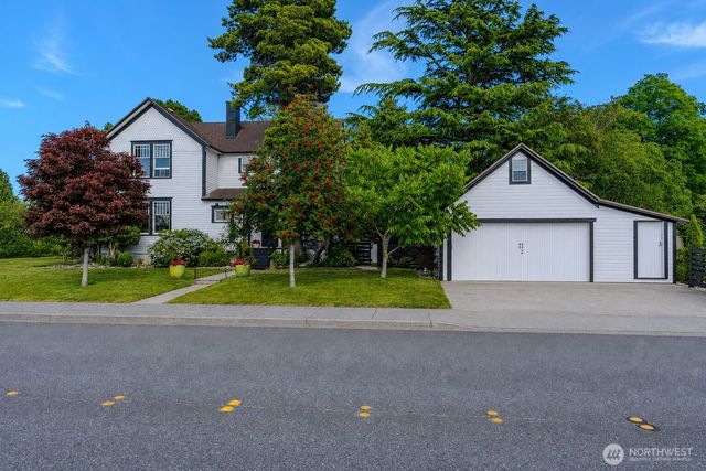 311 Cherry Street, Blaine, WA 98230