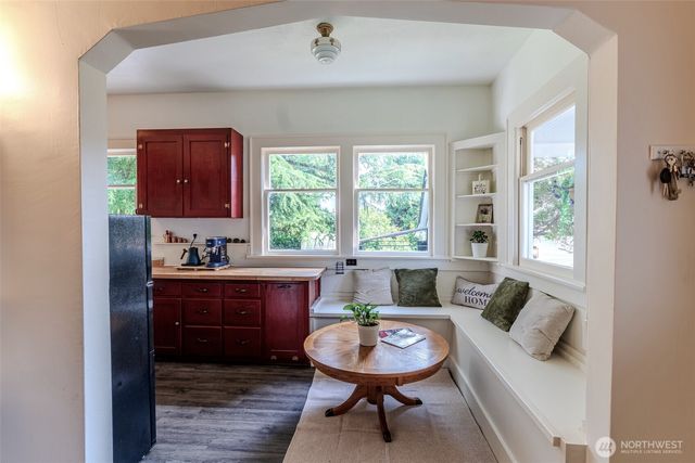 311 Cherry Street, Blaine, WA 98230
