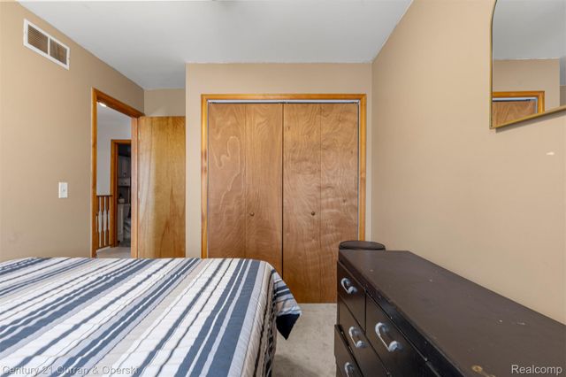 18875 Poinciana, Redford Charter Township, MI 48240