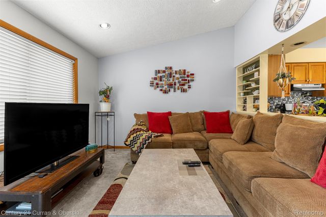 18875 Poinciana, Redford Charter Township, MI 48240