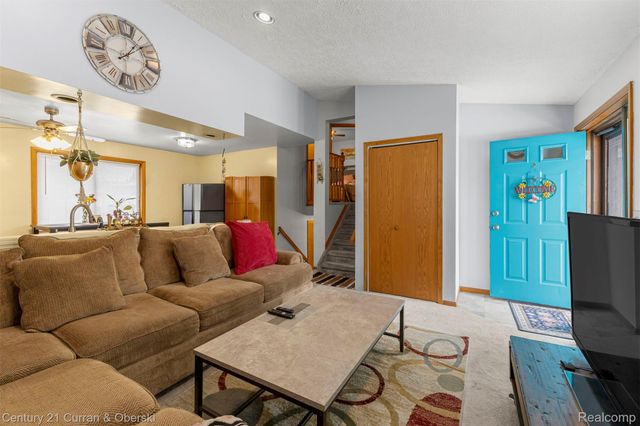 18875 Poinciana, Redford Charter Township, MI 48240