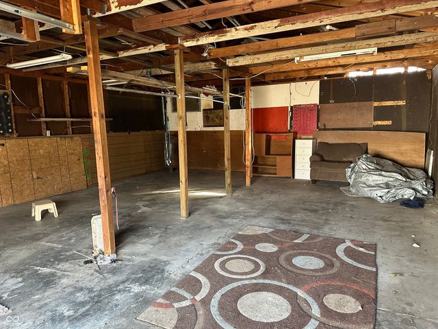 2913 S Rybolt Avenue, Indianapolis, IN 46241