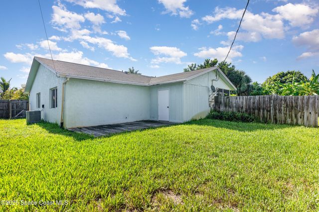 122 Atlas Lane, Satellite Beach, FL 32937