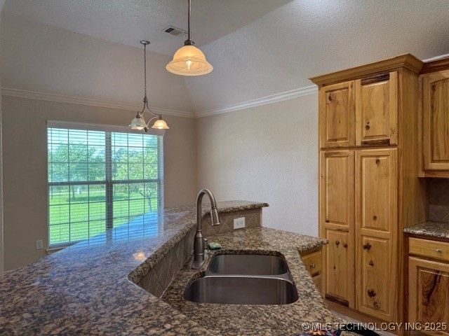 9 Arrowhead, Burneyville, OK 73430