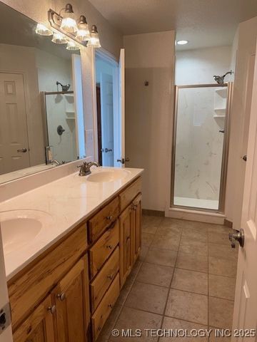 9 Arrowhead, Burneyville, OK 73430